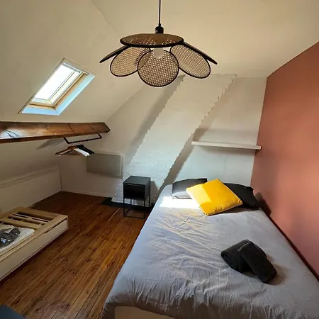 4 Bedroom House With Courtyard - Ideal For Groups