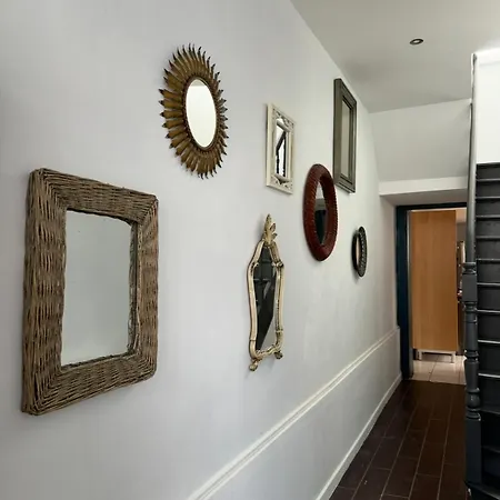Feriehus 4 Bedroom House With Courtyard - Ideal For Groups *